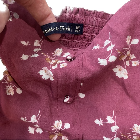 Abercrombie and Fitch red top size medium - Picture 2 of 5